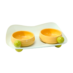 Pet-Bowls-&amp;-Feeders